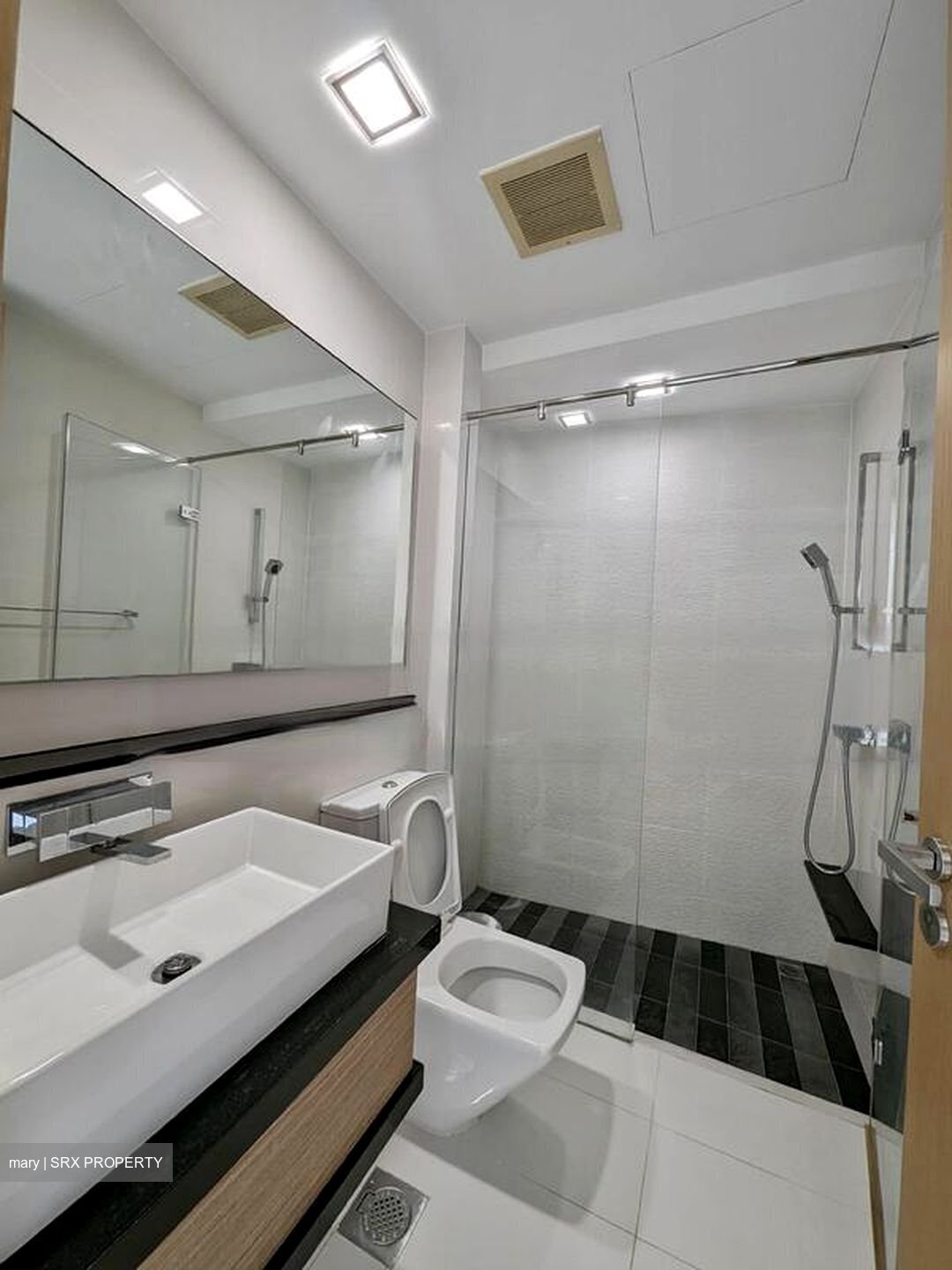 Marina Bay Residences (D1), Condominium #470238481